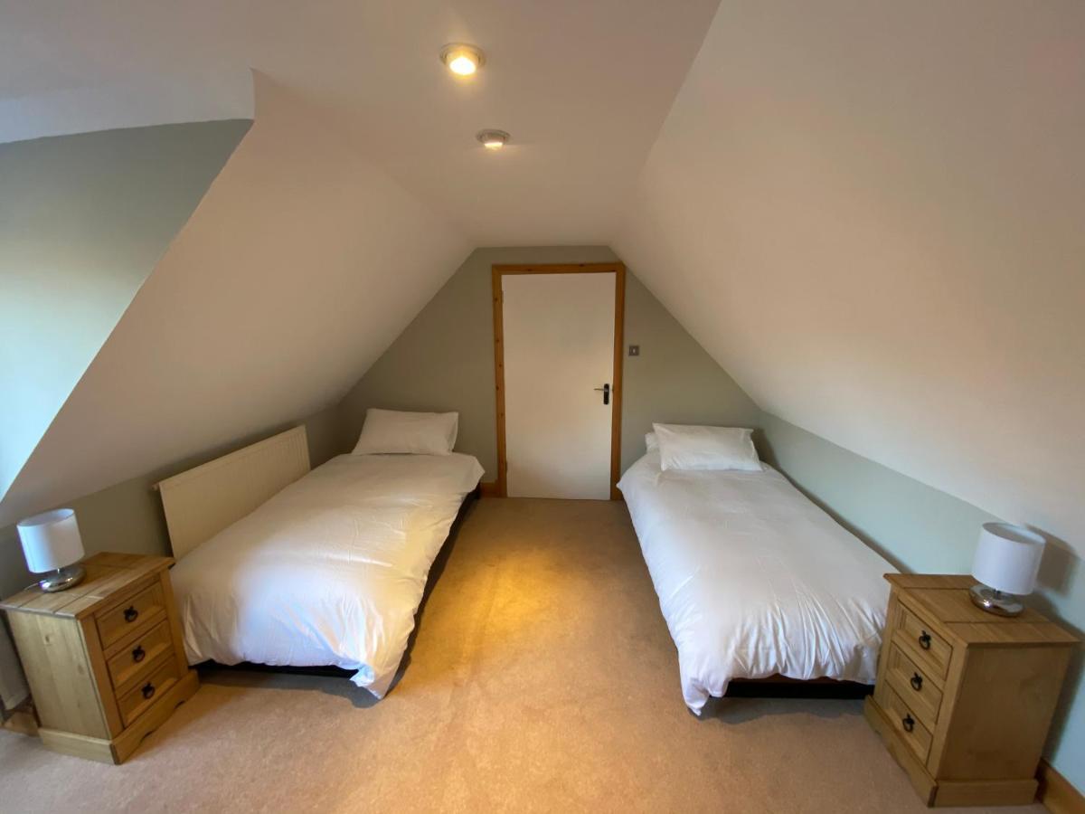 Islas Cottage, A Home In The Heart Of Speyside ダフタウン エクステリア 写真